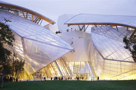 fondation louis vuitton analyse architecturale|louis vuitton exhibitions paris.